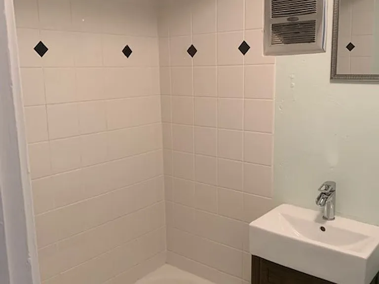 5212 Coral St — Photo 6