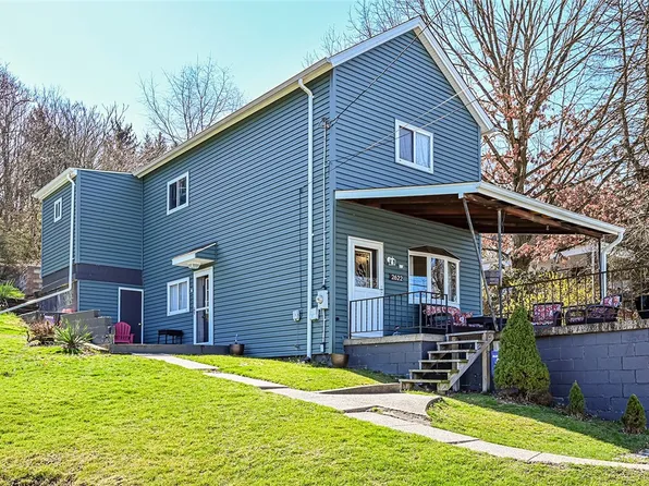 2622 Cromwell St, Grapeville, PA 15634