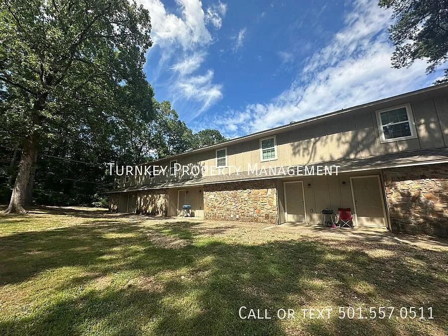 8906 Morris Manor Unit 4 -- Half Off First Month's Rent !! — Photo 1