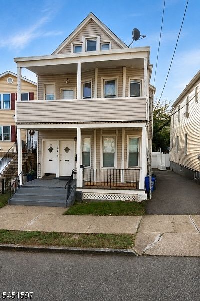 1st image of 32 Hemlock St