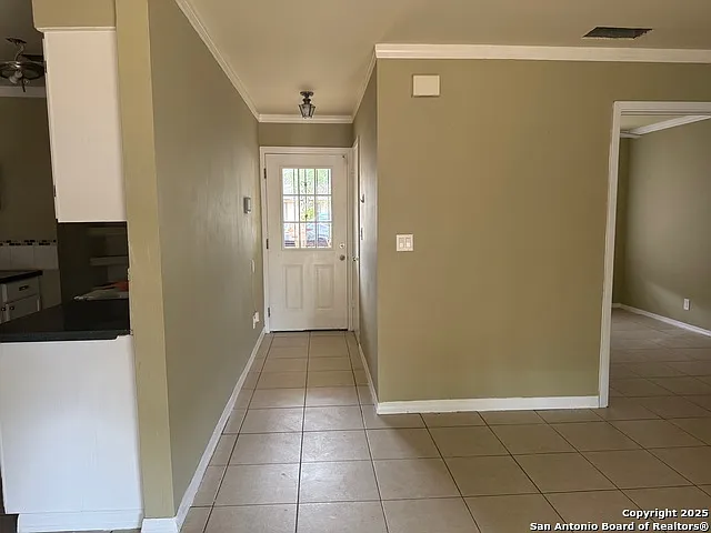 4839 Castle Strm — Photo 5