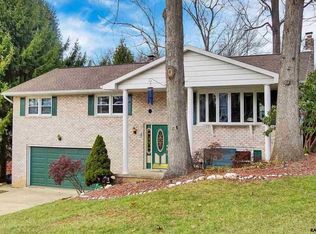 4039 Sherwood Dr, New Salem Borough, PA 17408