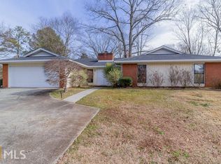 1398 Somerset Way, Lilburn, GA 30047