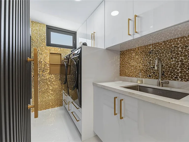 629 Mar De Bering — Photo 16