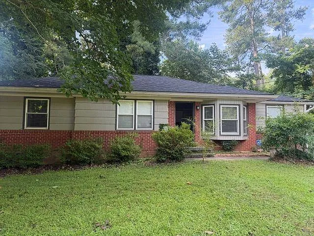 3155 Beech Dr — Photo 2