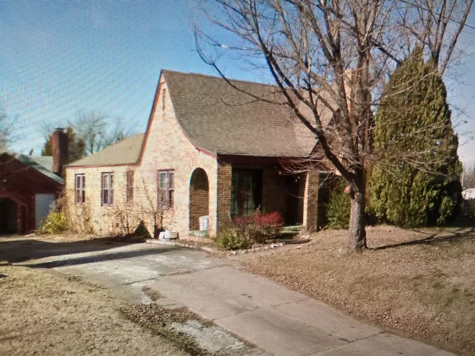 2nd image of 204 S Darlington Ave