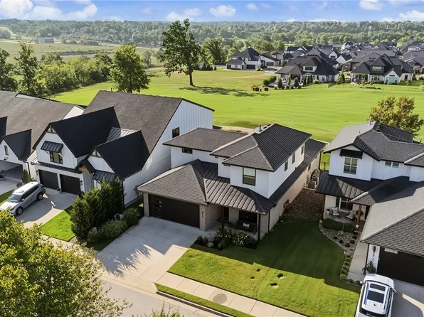 8010 Kettering Ct, Rogers, AR 72758