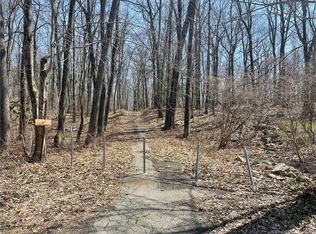 34 Whortleberry Rd, Redding, CT 06896