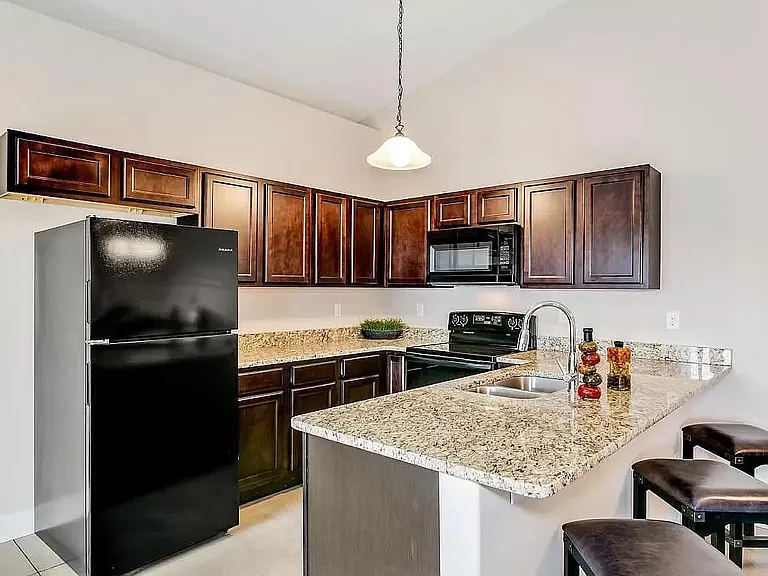 3420 E Sunflower Dr — Photo 6