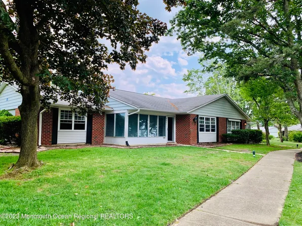 968A Argyll Circle, Lakewood, NJ 08701
