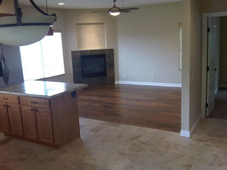 4052 1st Ave — Photo 2