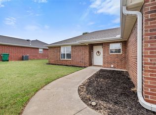 1044 Applewood Cir, Centerton, AR 72719