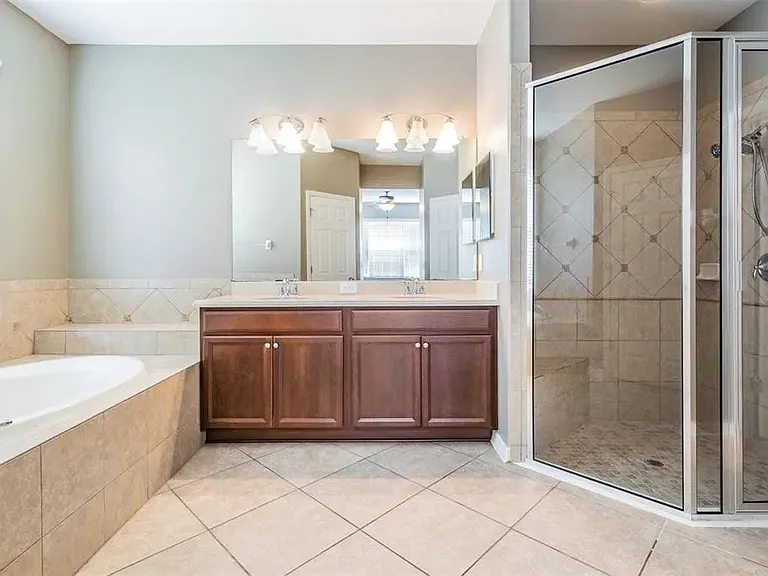 7207 Nightshade Dr — Photo 22