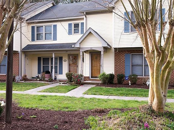 2nd image of 31 Hard Wood Dr