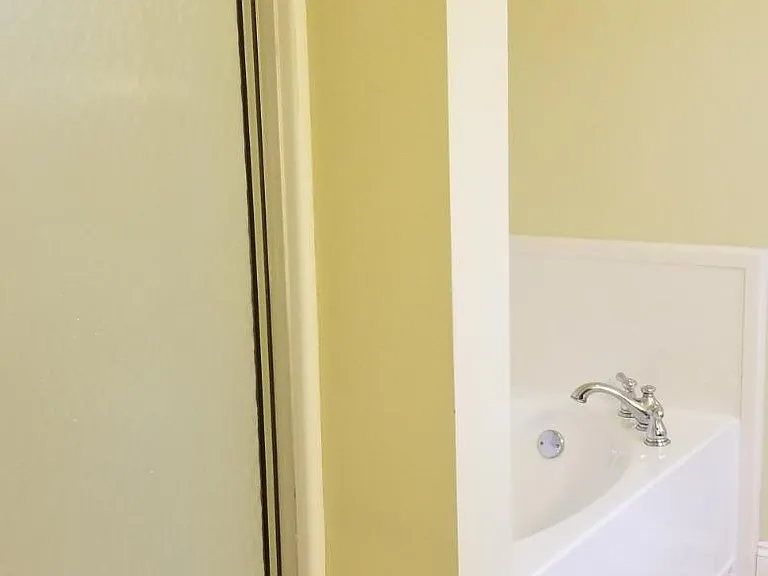 9718 Estate Dr — Photo 21