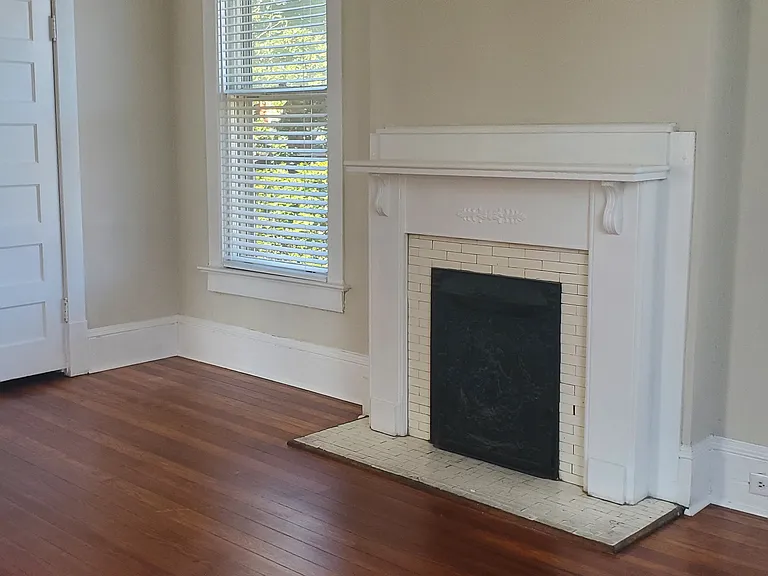 381B Spring St #B — Photo 33
