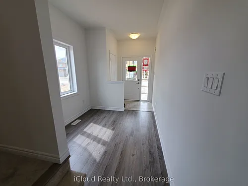 152 Werry Ave Photo 1