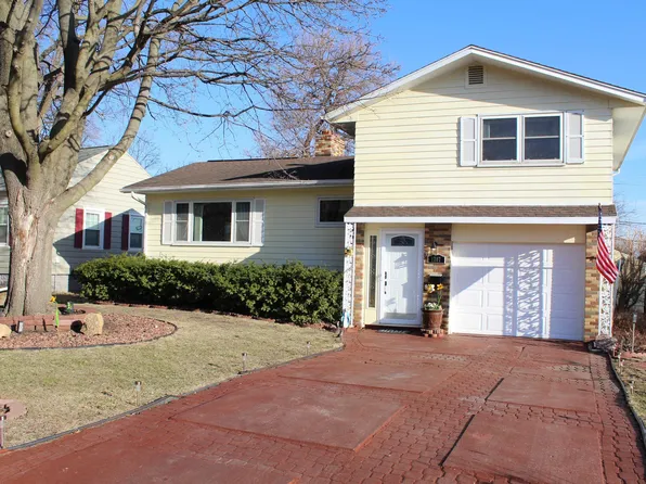 1707 Bertch Ave, Waterloo, IA 50702