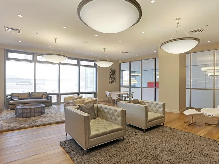 81 Fleet Pl #9K — Photo 10