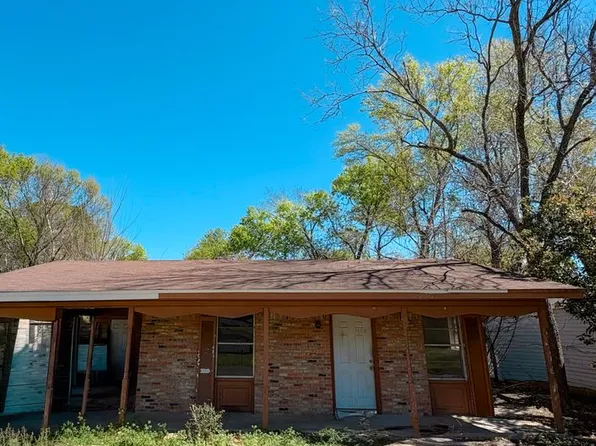 408 S 13th St, Longview, TX 75602
