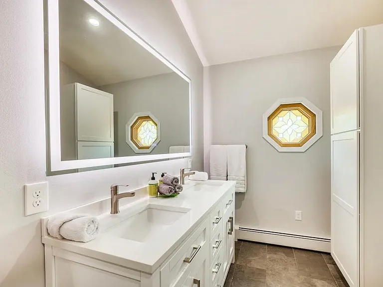 37 Pinecrest Dr #A — Photo 12