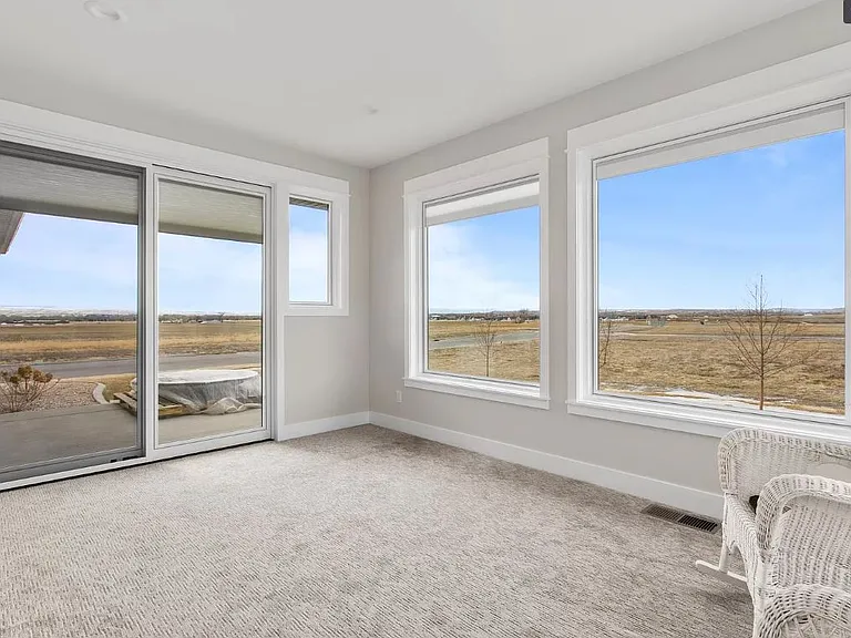 2504 Aspen Creek Trl — Photo 10