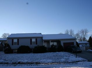 116 Lion Dr, Hanover, PA
