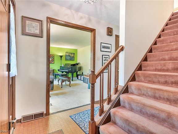 2nd image of 509 Park Ridge Dr