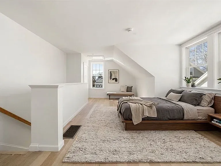 6 Honora Ln — Photo 10