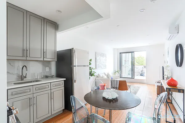 Rented by Reside New York | media 17