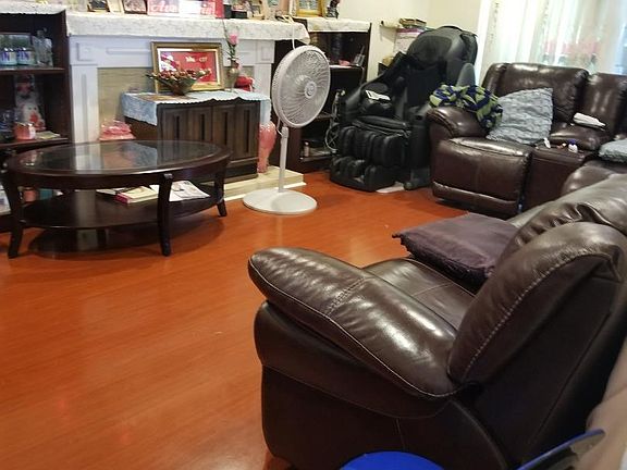 5th image of 439 Pocatello Dr