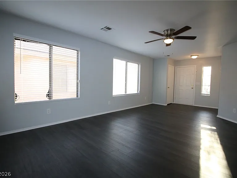7868 Steamboat Springs Ct — Photo 18