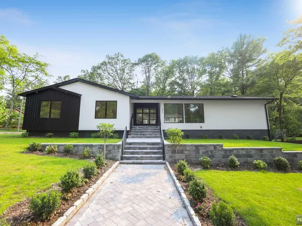 350 Van Nostrand Ave, Englewood, NJ 07631