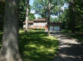 4650 Alliance Rd, Ravenna, OH 44266