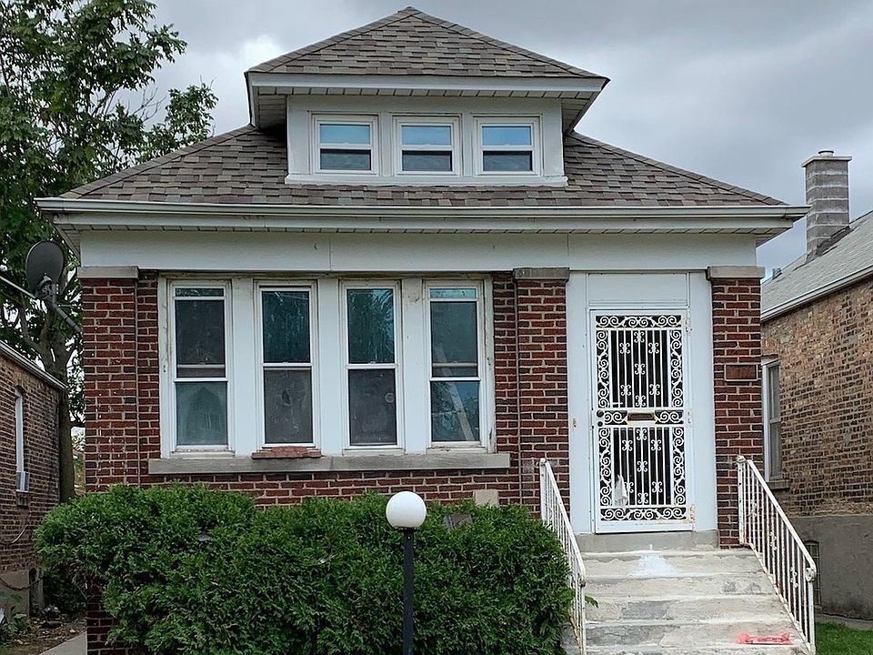 2nd image of 7538 S Indiana Ave