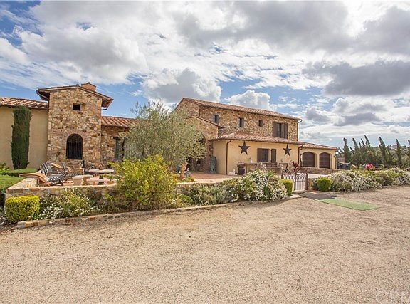 2nd image of 38500 Via Majorca
