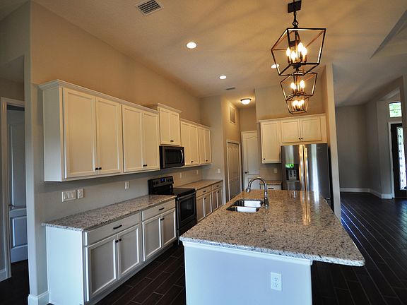 5th image of Hotel Trace Blvd #Lv2mwx