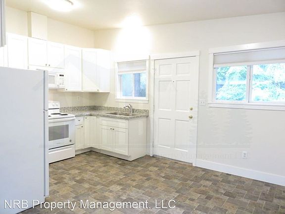 4th image of 6413 149th Street Ct NW