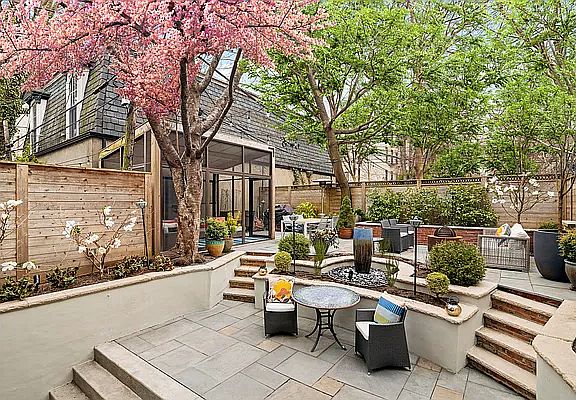 2nd image of 645 Carlton Ave APT 1