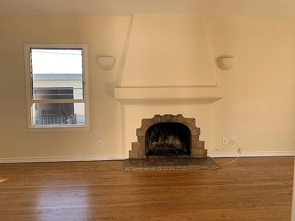 2nd image of 1346 N Columbus Ave #8