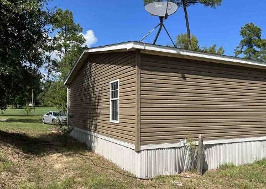 2215 W Baker St, Jena, LA 71342 Zillow