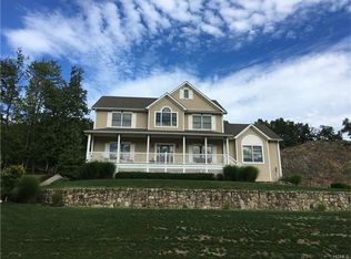 2 Stacey Ct, Stony Point, NY 10980