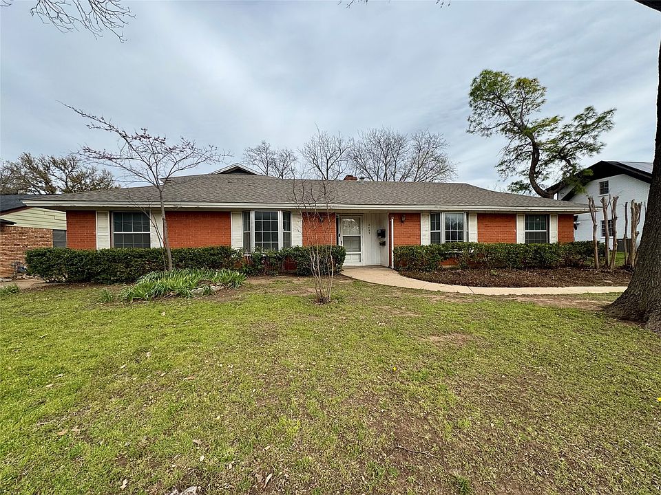 1st image of 2029 Woodhaven Dr