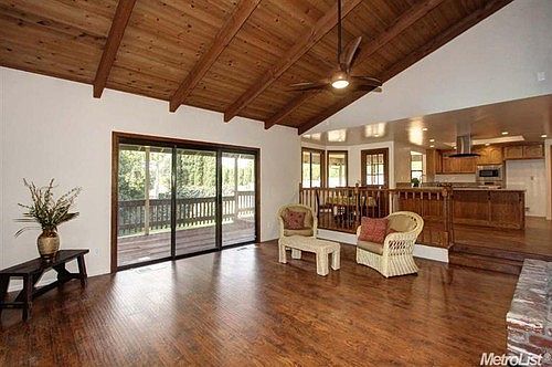 2nd image of 7509 Willowview Ct