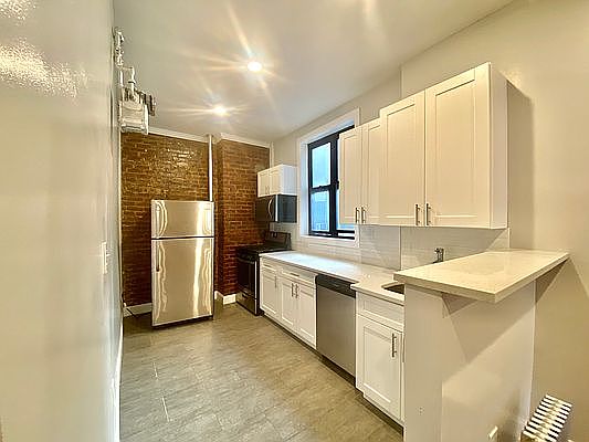 3rd image of 9 Vermilyea Ave #24