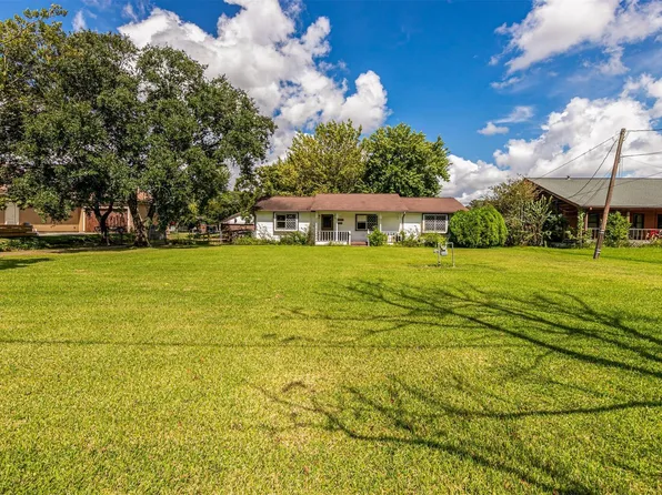 535 Pampa St, Pasadena, TX 77504