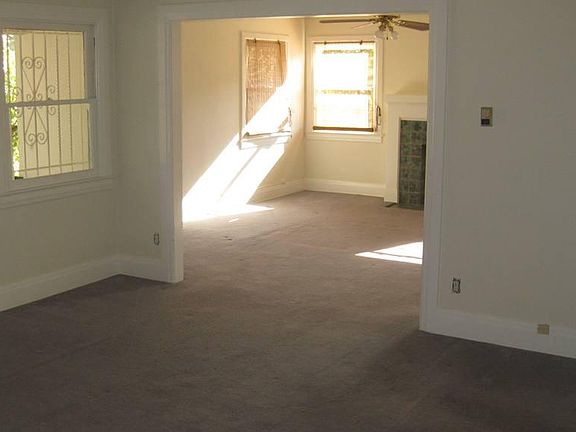 2nd image of 1859 N Gramercy Pl