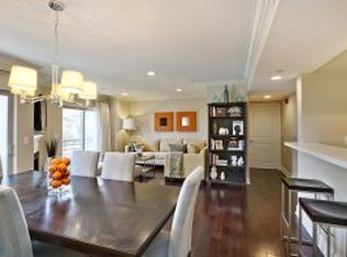 951 Granville Ave APT 201, Los Angeles, CA 90049