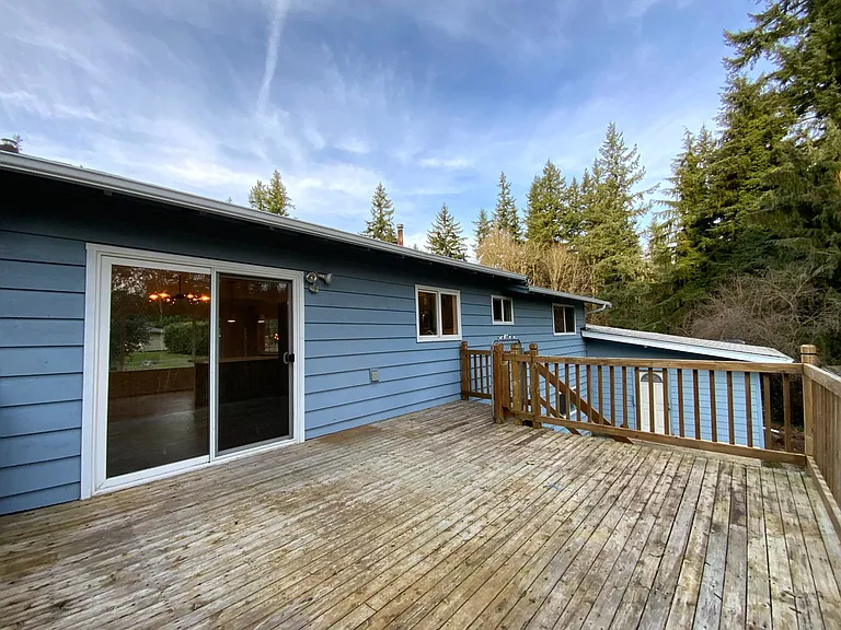 1628 202nd Pl SW — Photo 28