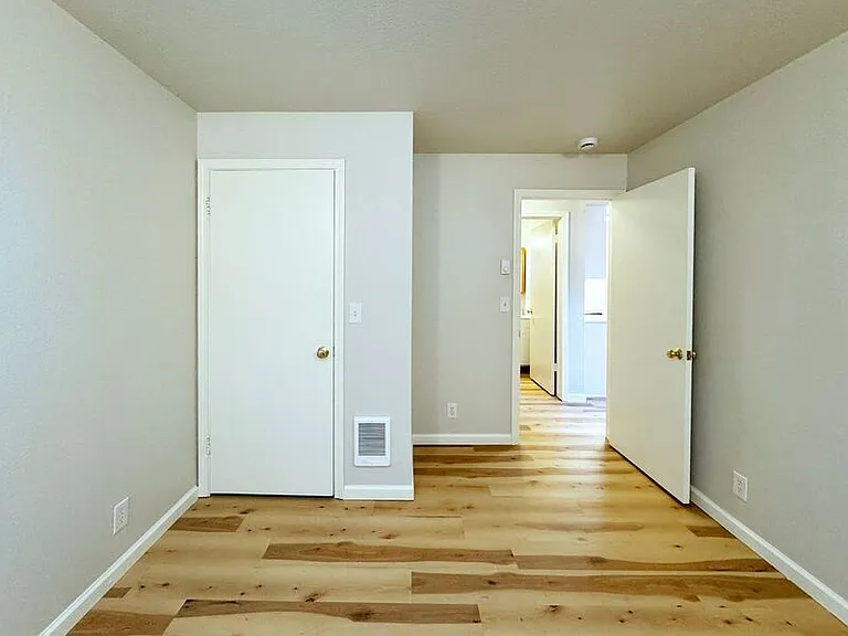 950 Patterson St #2 — Photo 13